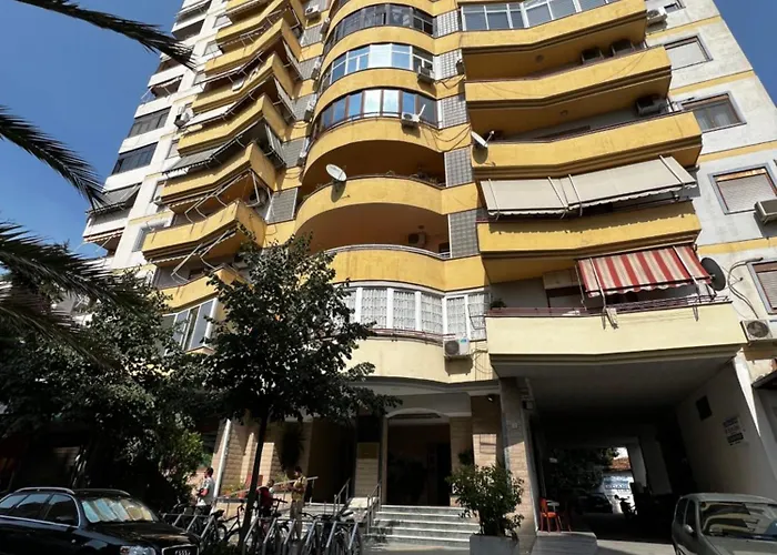 Apartament Square 11 *