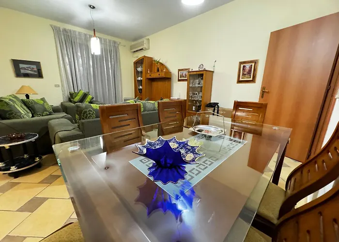 Apartamento Square 11